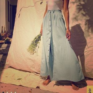 Baez Chambray button up skirt